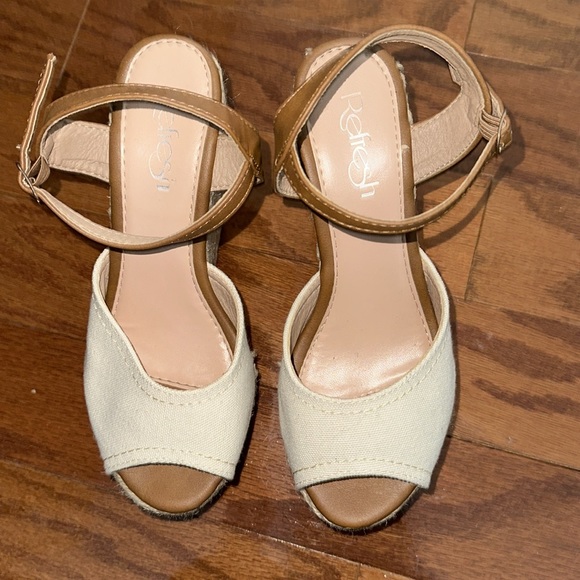 Espadrilles - Picture 5 of 7